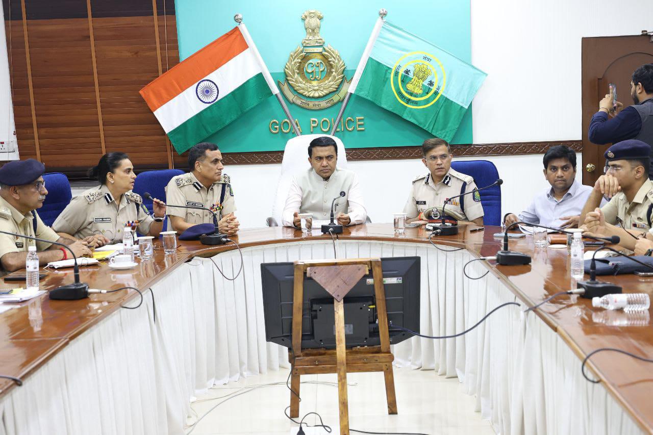 Chief Minister Dr Pramod Sawant chaired a meeting at Police HQ, Panaji, to review the progress of border check post infrastructure